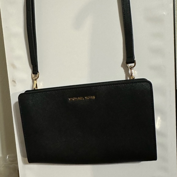 Michael Kors Travel Crossbody Clutch - Picture 2 of 7